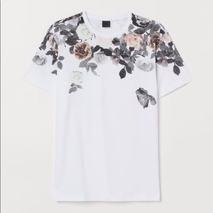 H&M Floral Shoulder Tee